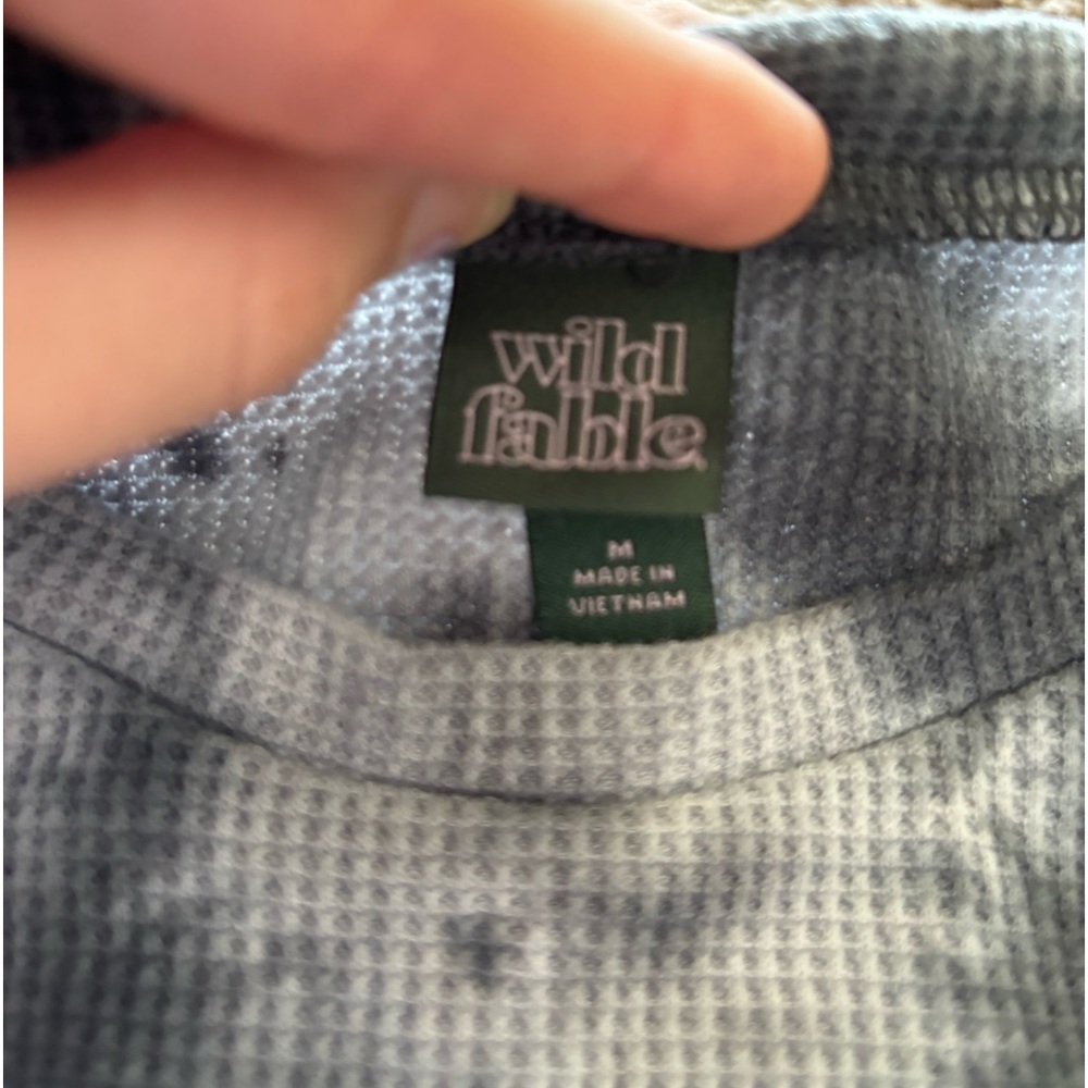 Wild Fable - Picture 2 of 3